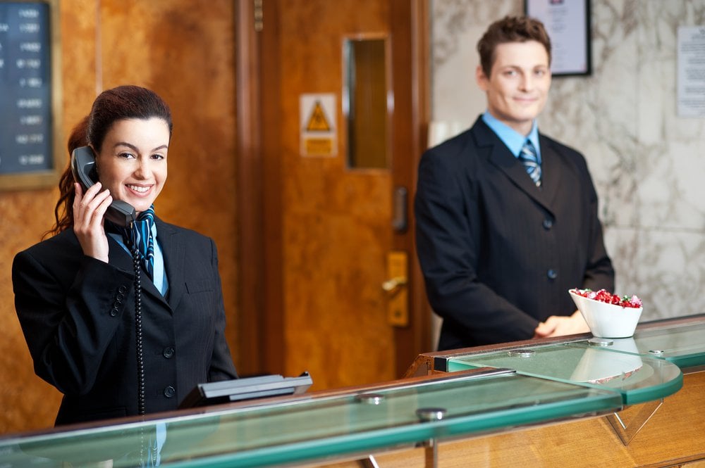 Things To Remember While Working As A Female Receptionist In Canada